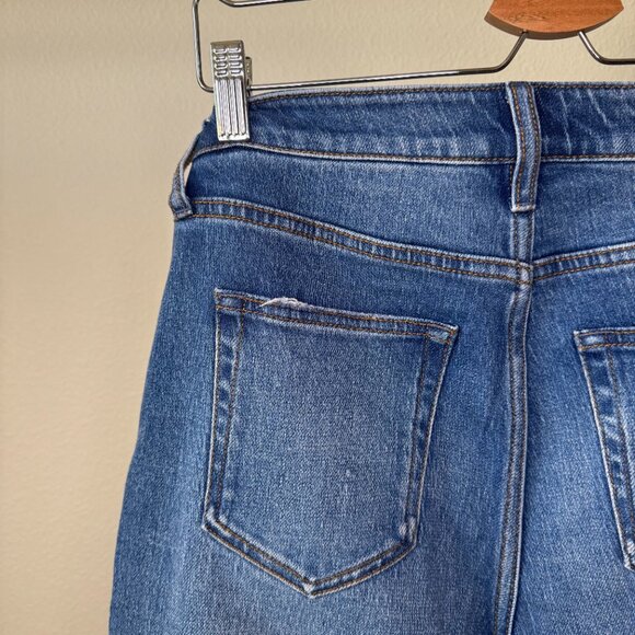 Quince Women's Straight Leg Blue Jeans - Picture 11 of 16